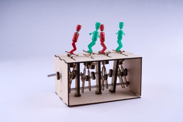 The beauty of natural science in the comprehensive training course